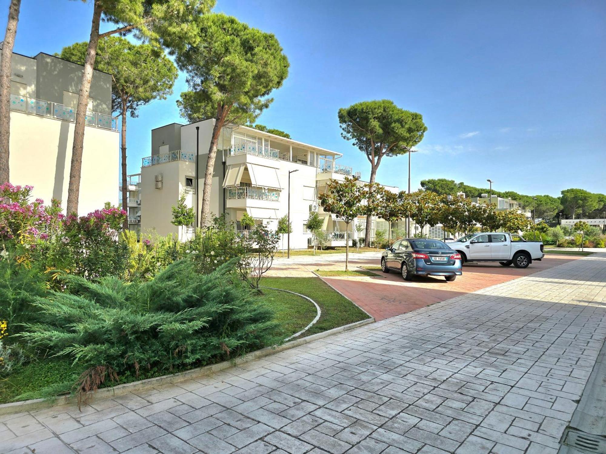 Modern At Perla Villa Durrës