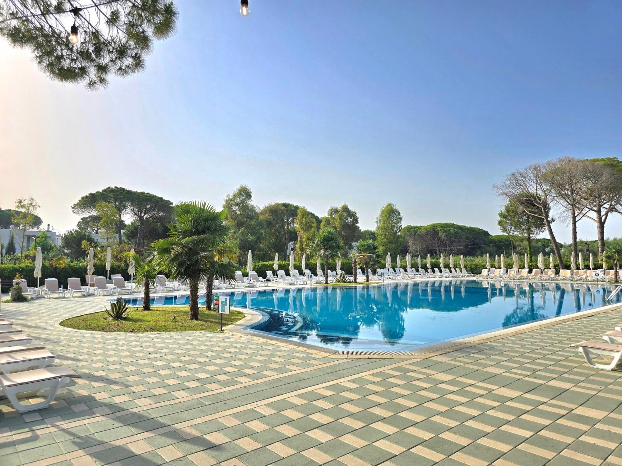 Modern At Perla Villa *