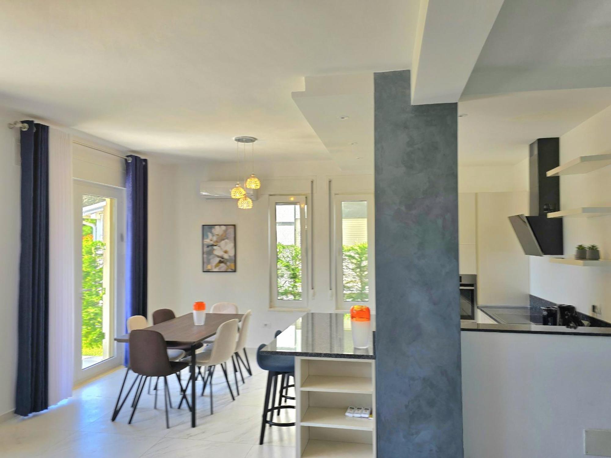 Villa Modern At Perla Durrës