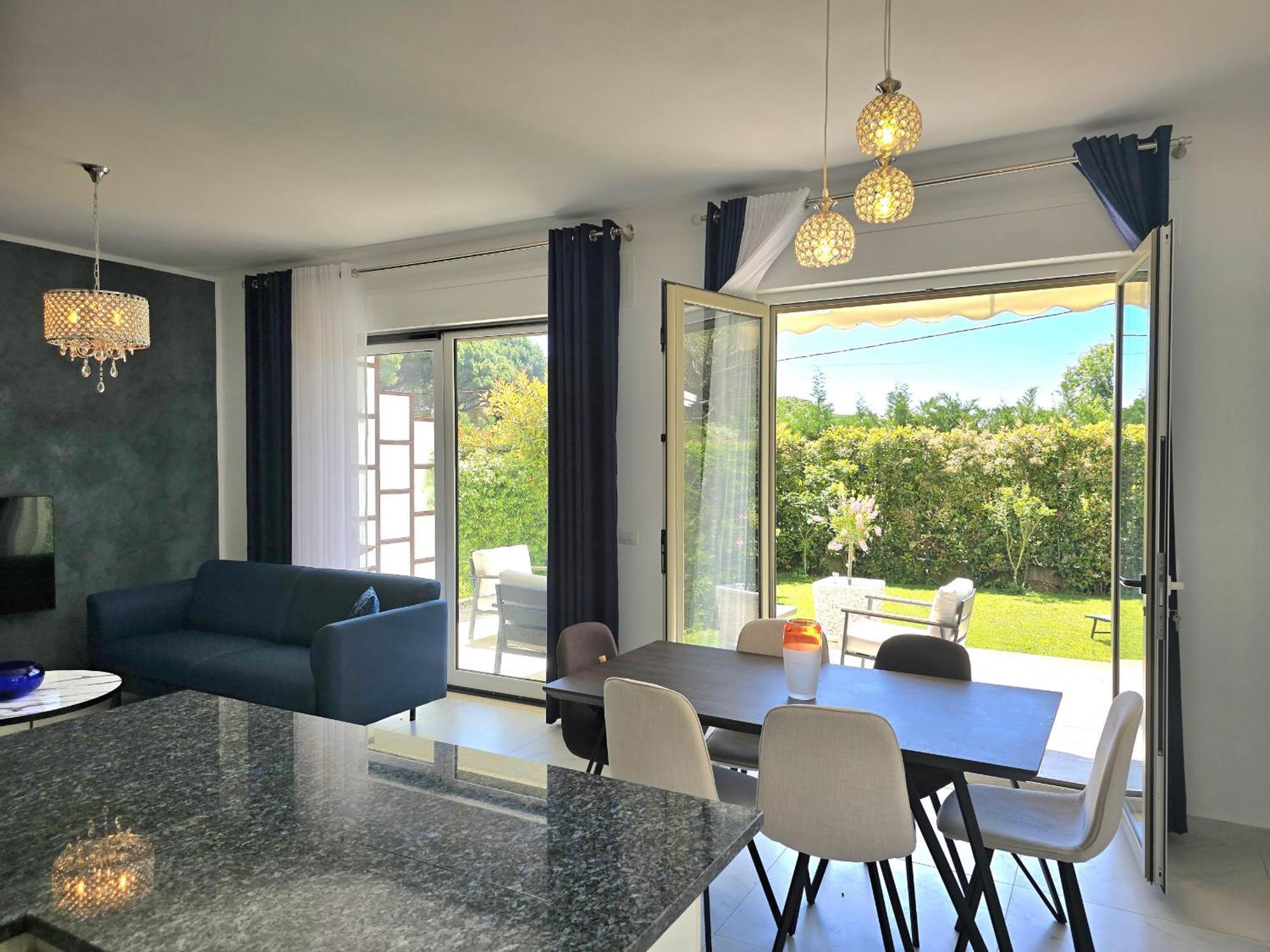 Modern At Perla