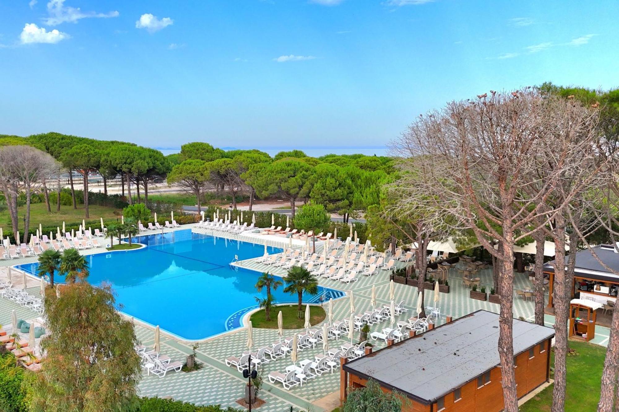 Modern At Perla Villa *