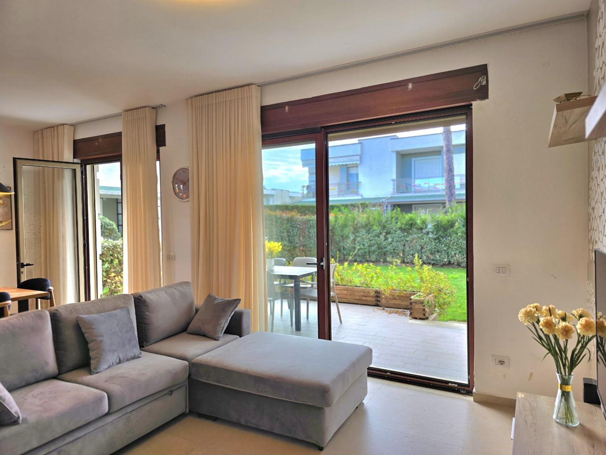 Modern At Perla *