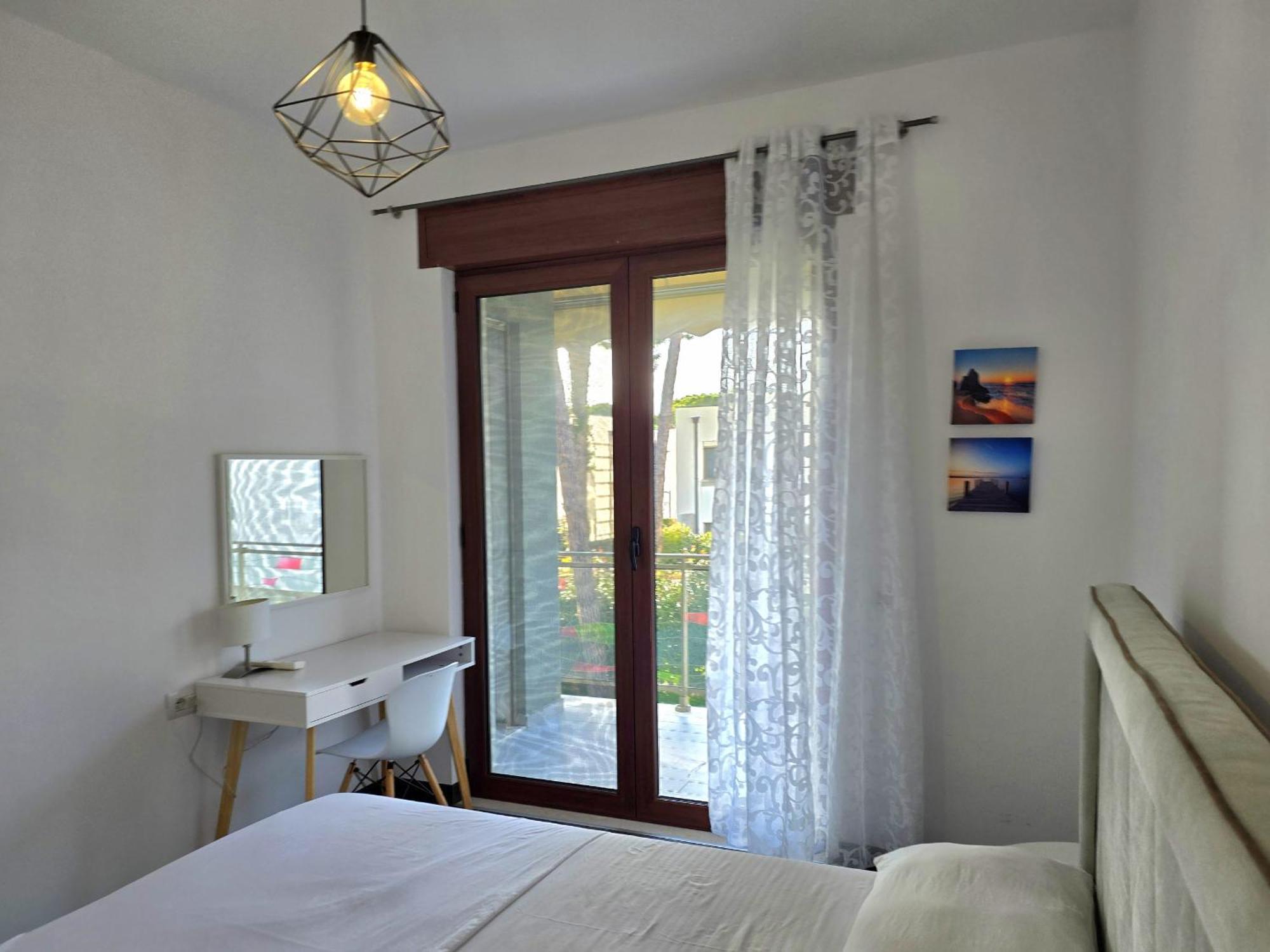 Modern At Perla *