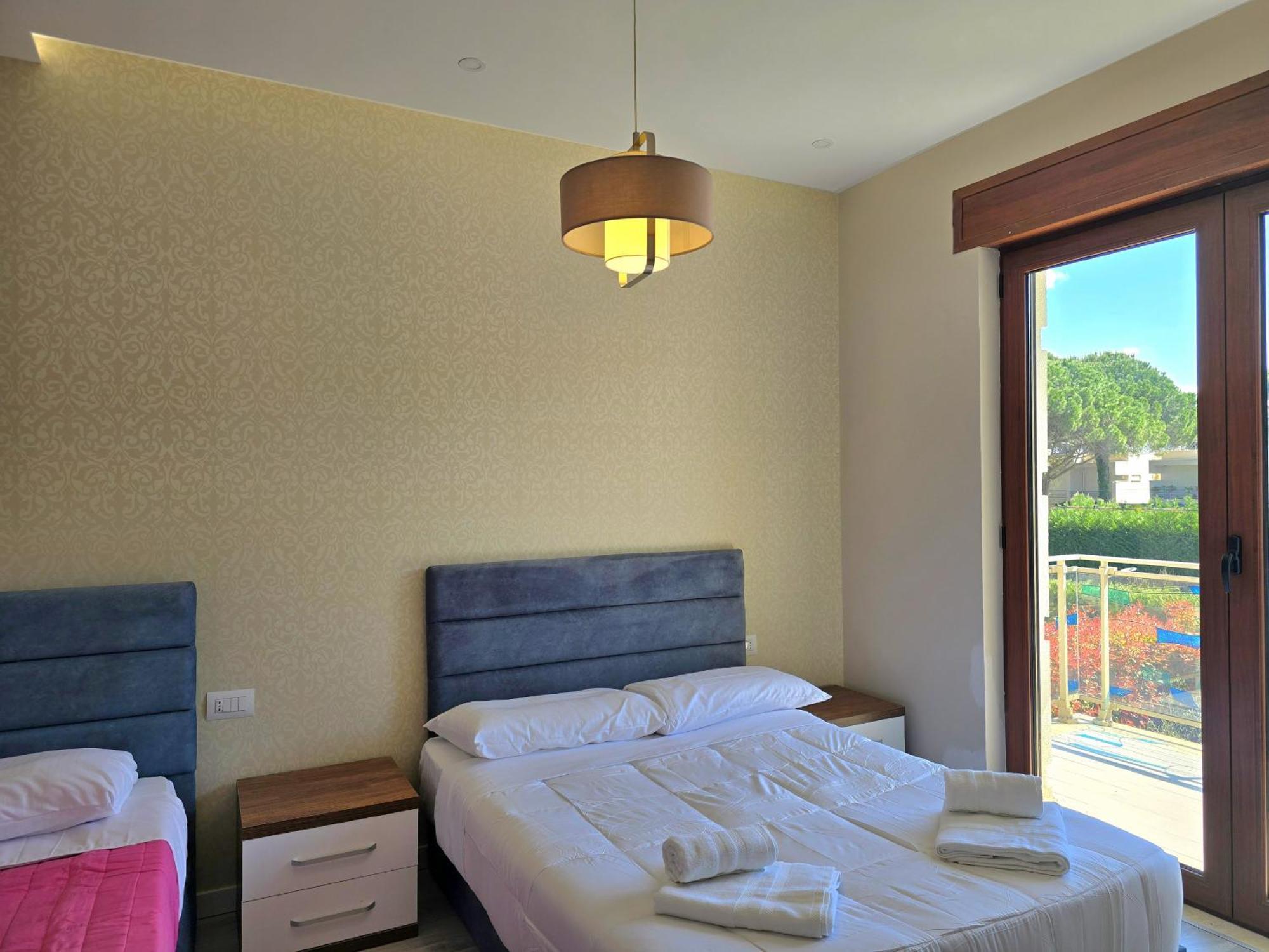 Modern At Perla Villa Durres